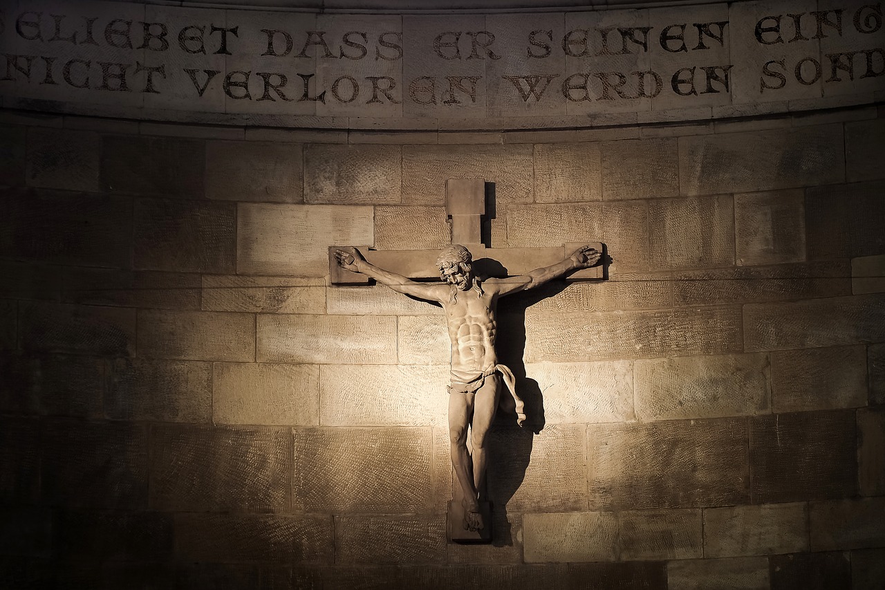 cross 1935791 1280