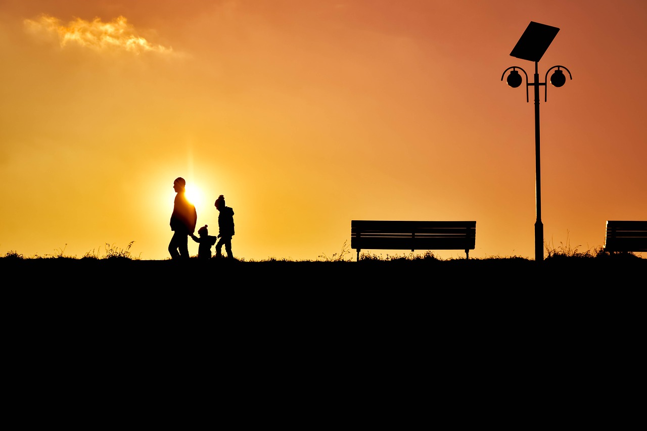 people 1860533 1280