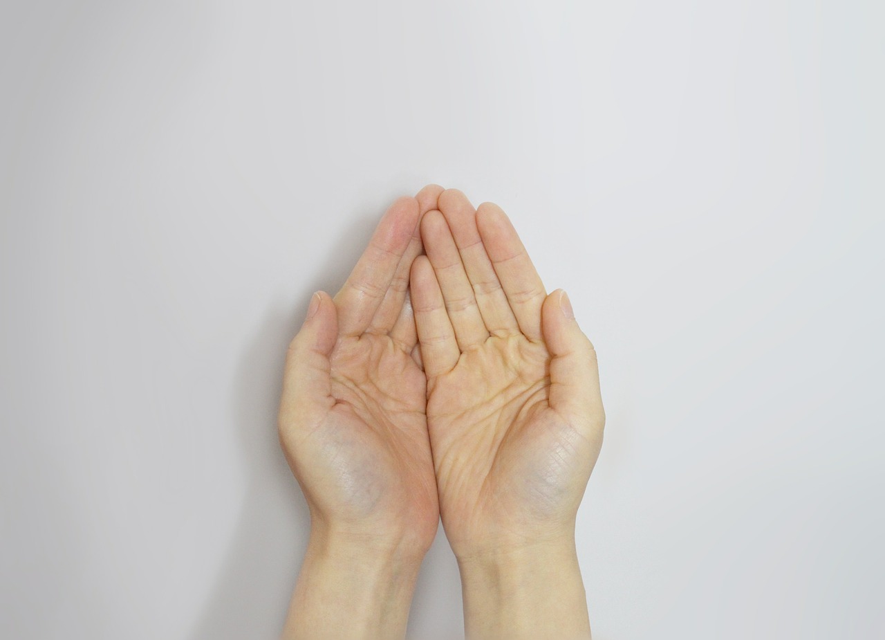 hand 506754 1280