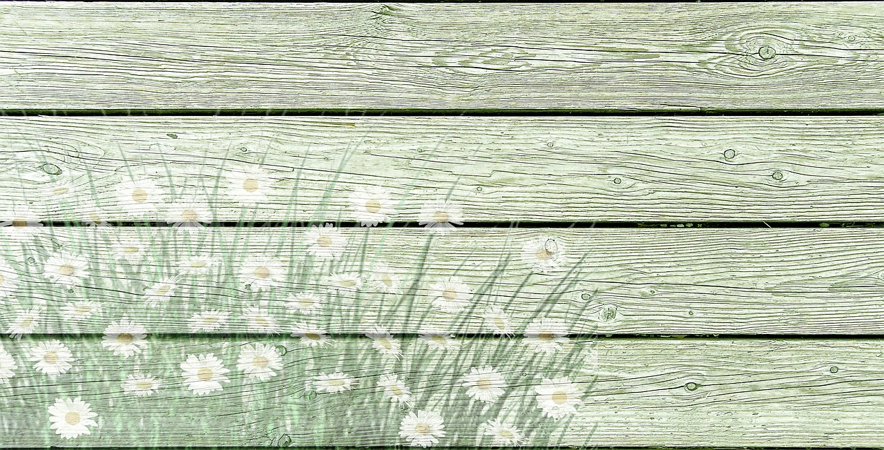 on wood 2157535 1280