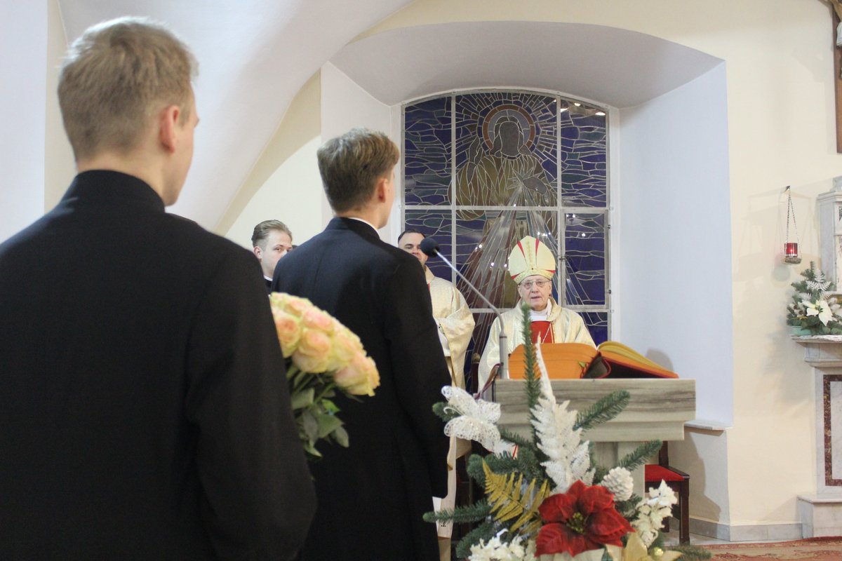 seminaria 8